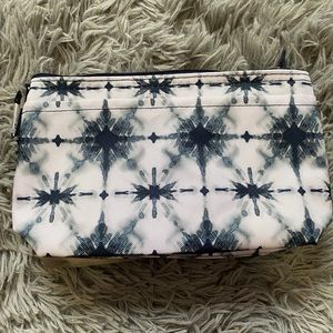 Thirty-One Clear Clip Pouch, NIP